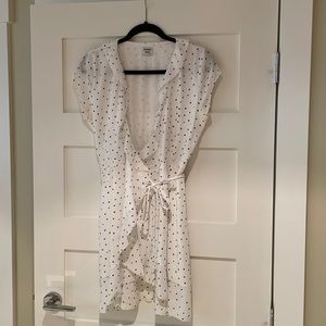 Aritzia : Sunday Best Wrap Dress